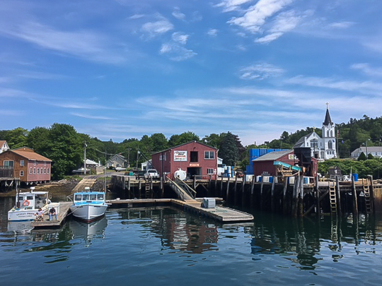 Kennebec River Boat Trip with CAP’n FISH